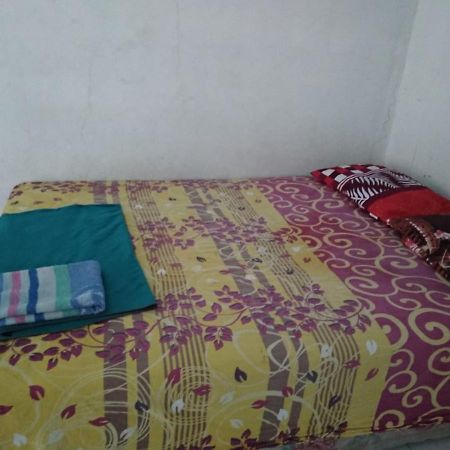 Spot On 90018 Villa Zane Reynold Karanghawu Ngoại thất bức ảnh