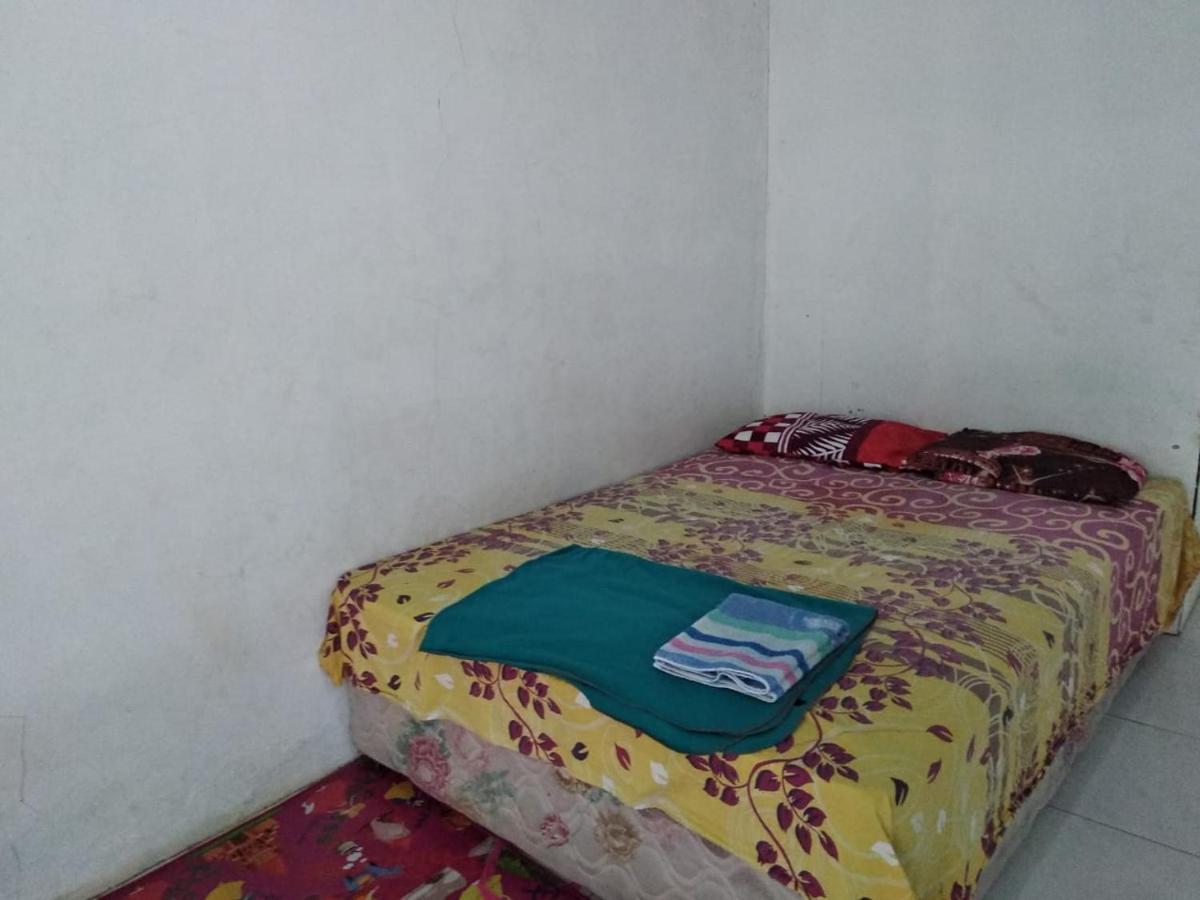Spot On 90018 Villa Zane Reynold Karanghawu Ngoại thất bức ảnh